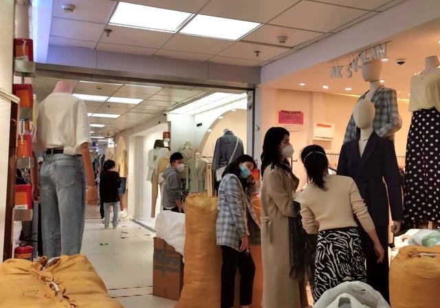 鞋服類(lèi)跨境電商進(jìn)貨渠道全面解析 商品批發(fā)貿(mào)易的核心路徑